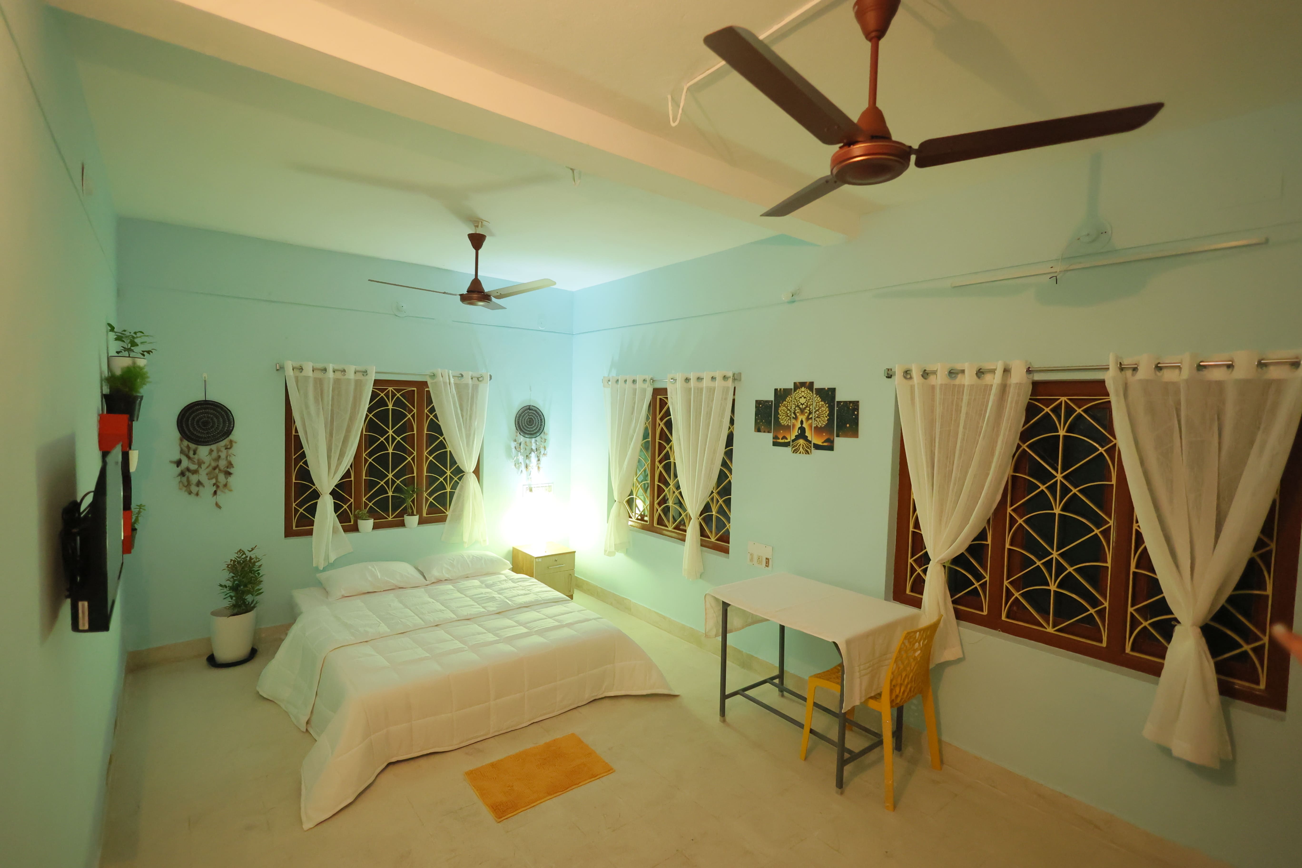 Lounge 1 Image 3